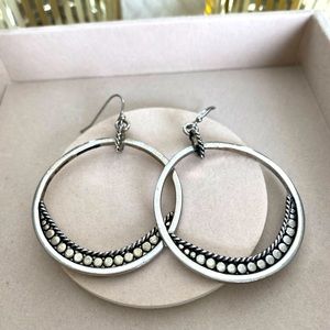 Chico hoop earrings